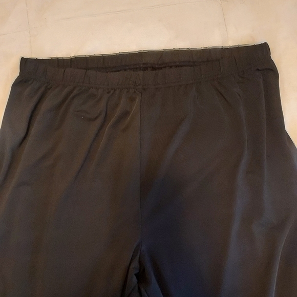 Black Pants with Button Accents US Size 16 - Picture 4 of 6